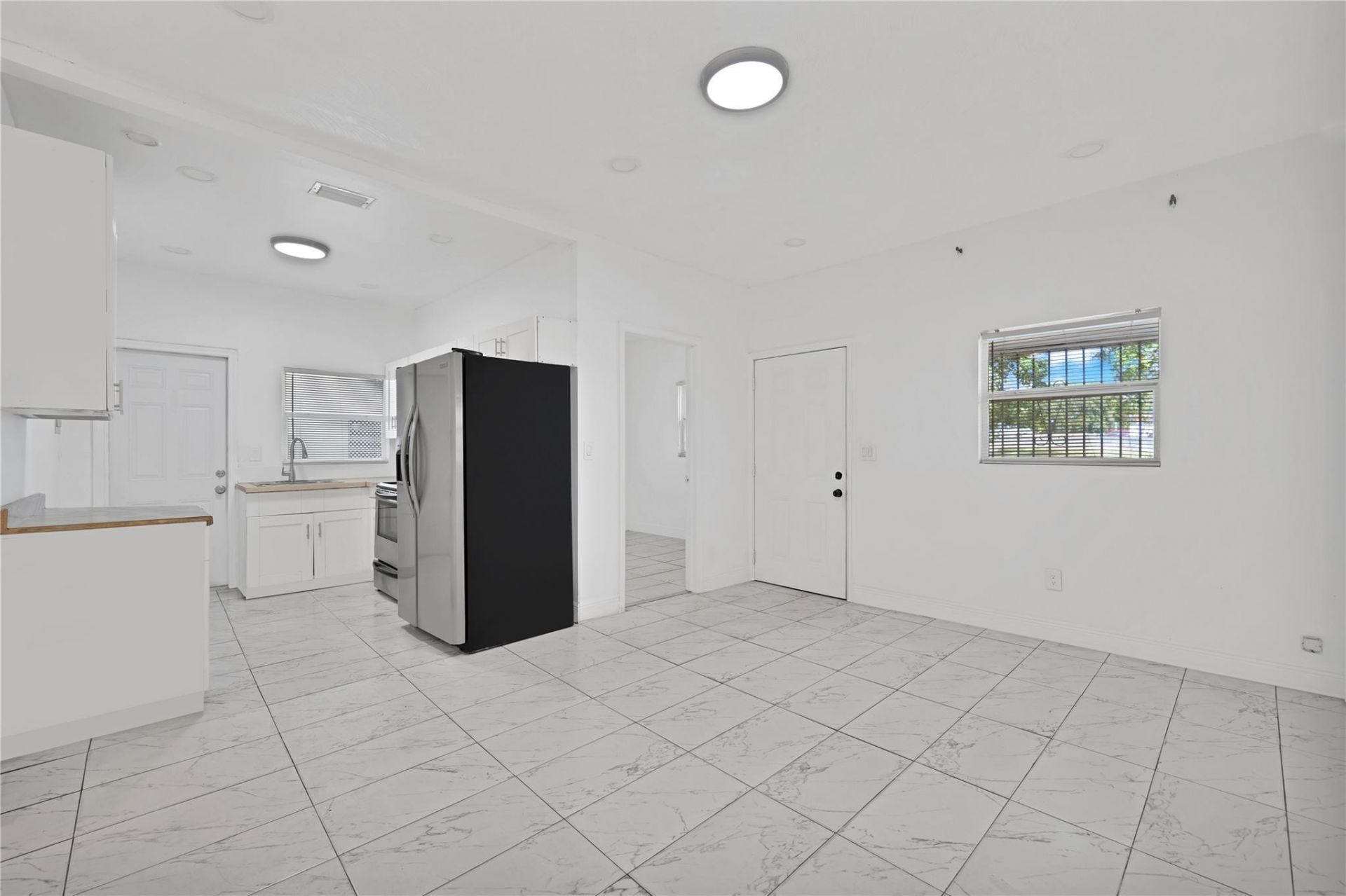 1114 NW 39th Street, Miami, FL 33127 Photo