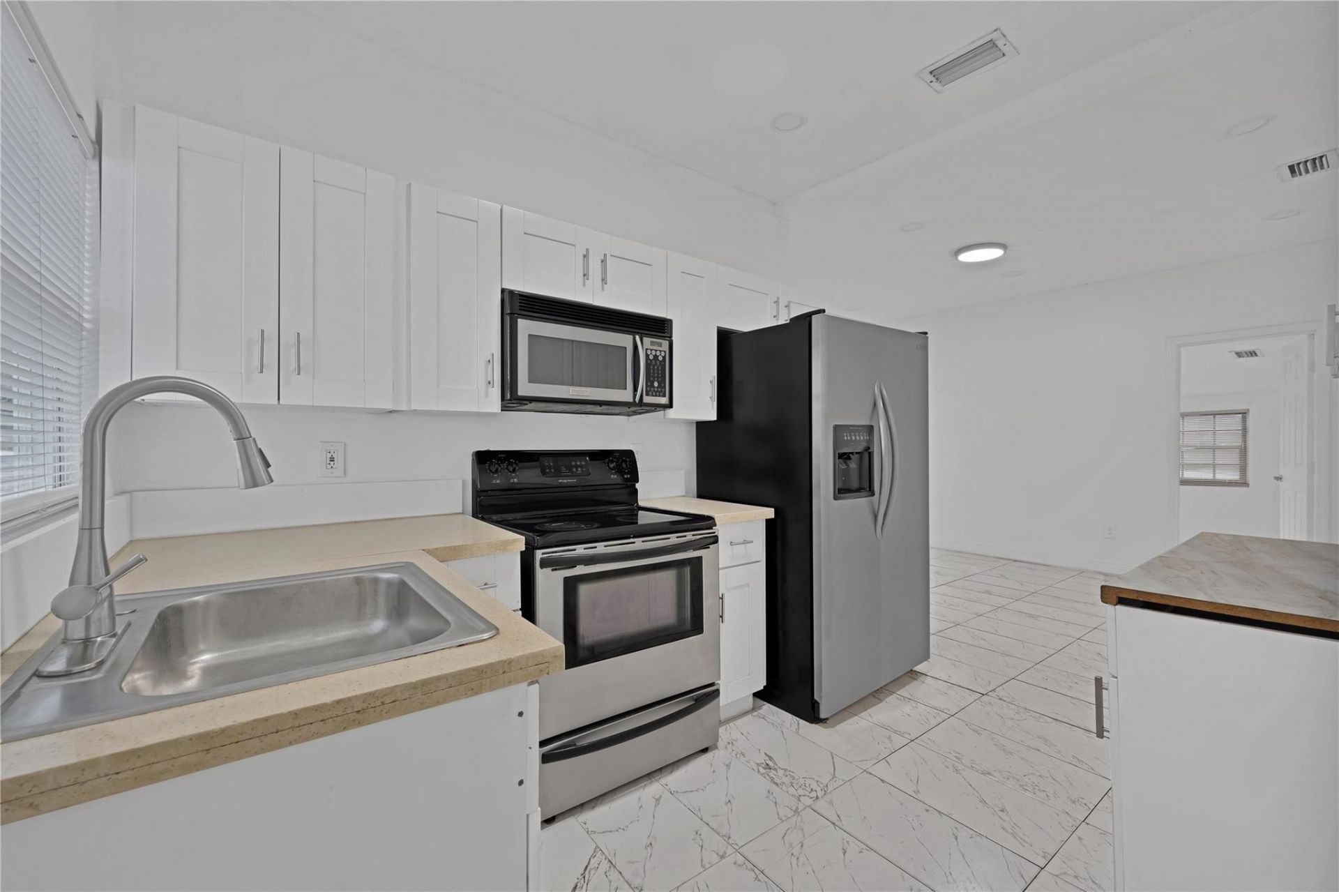 1114 NW 39th Street, Miami, FL 33127 Photo