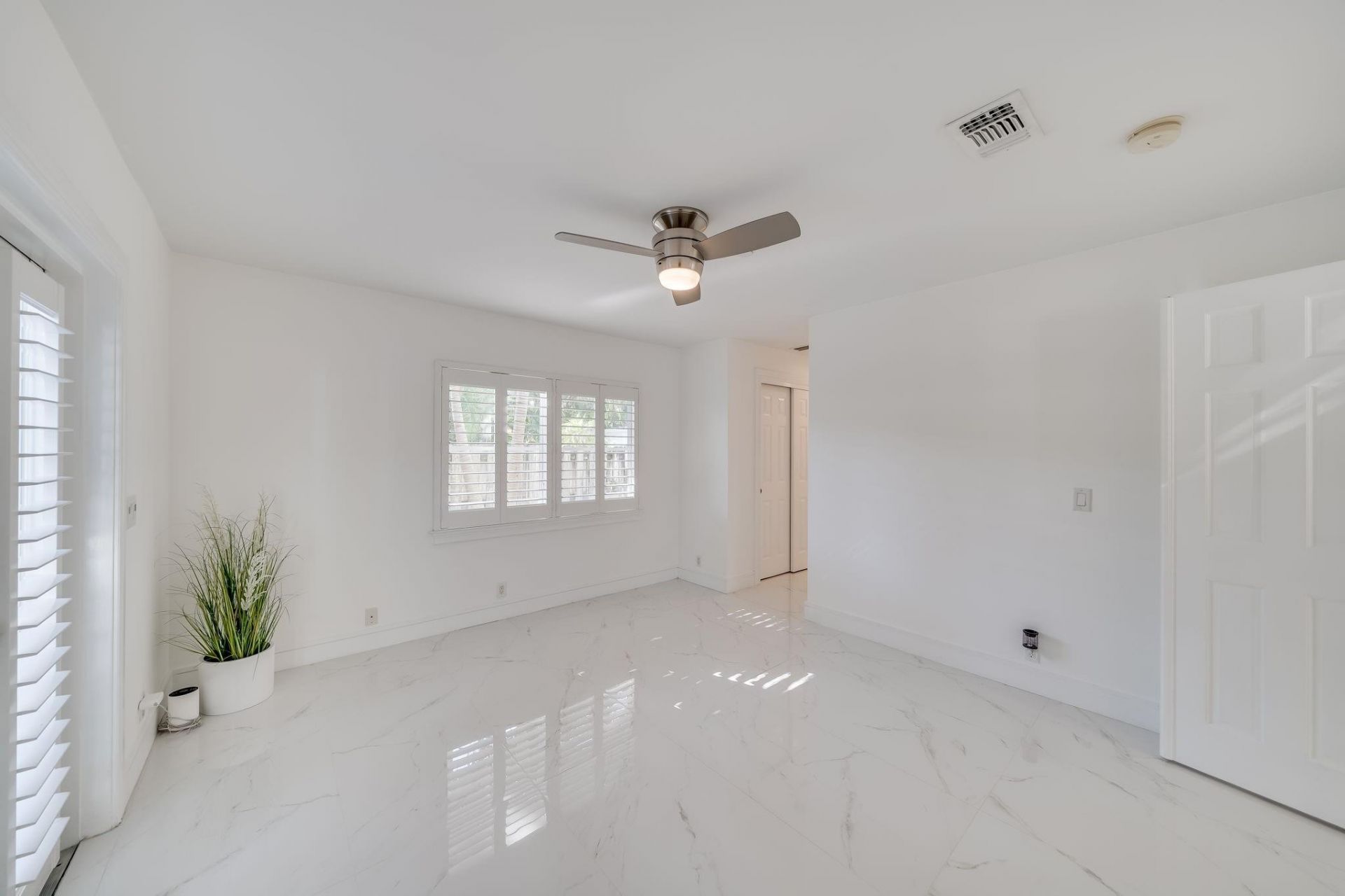 1112 NE 17th Way, Unit 1112, Fort Lauderdale, FL 33304 Photo