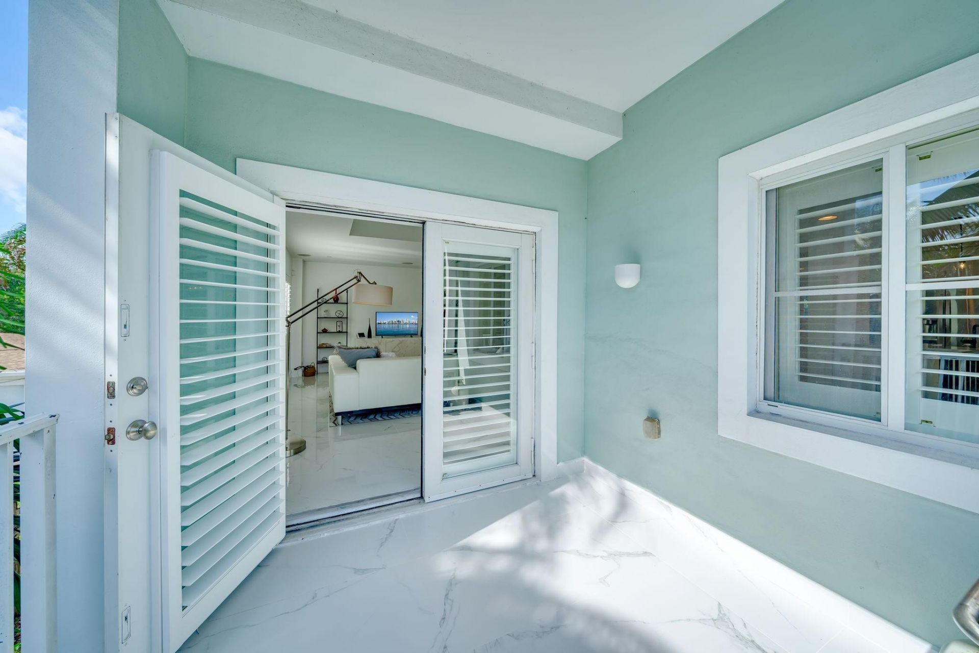 1112 NE 17th Way, Unit 1112, Fort Lauderdale, FL 33304 Photo