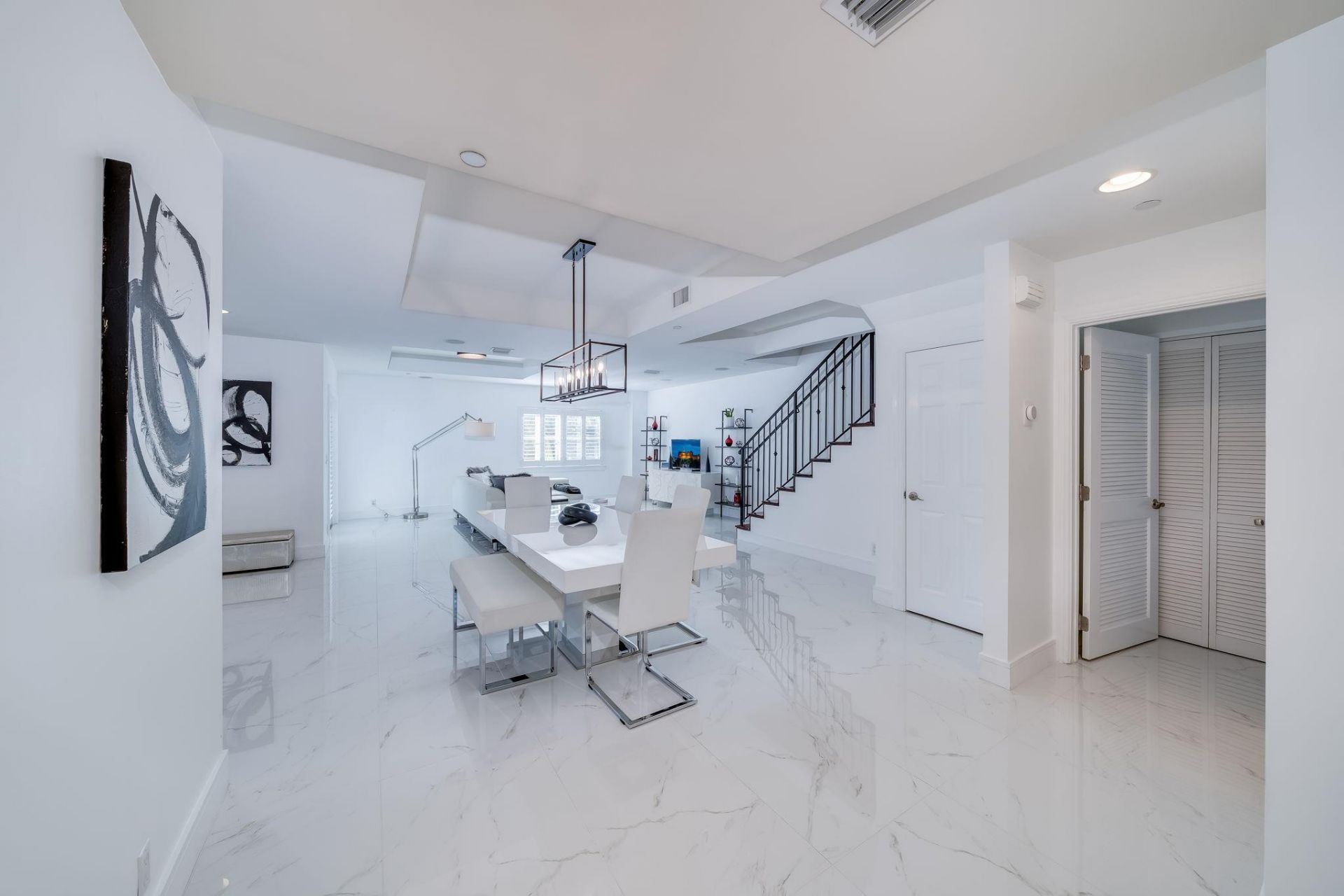 1112 NE 17th Way, Unit 1112, Fort Lauderdale, FL 33304 Photo