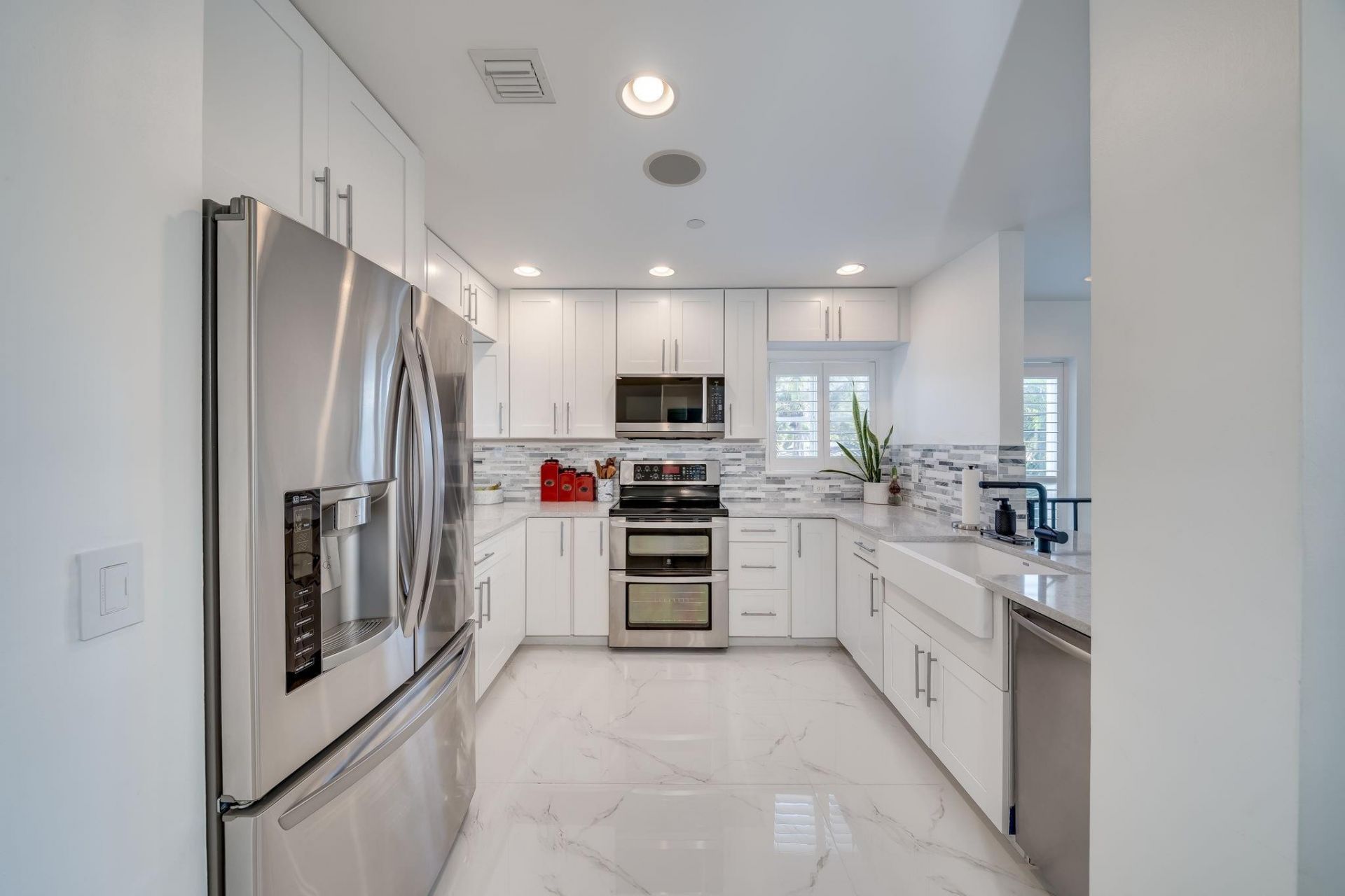 1112 NE 17th Way, Unit 1112, Fort Lauderdale, FL 33304 Photo