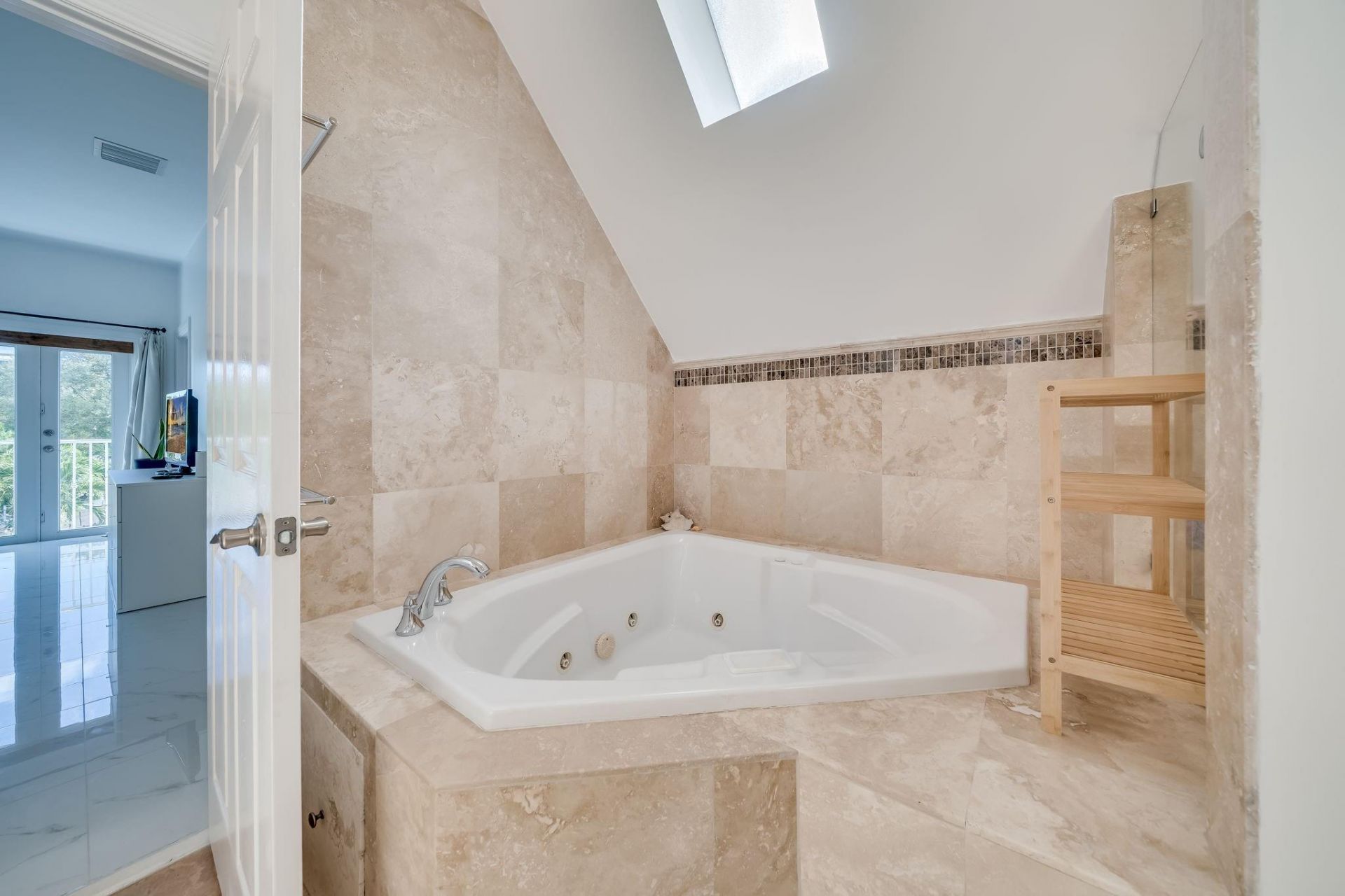 1112 NE 17th Way, Unit 1112, Fort Lauderdale, FL 33304 Photo