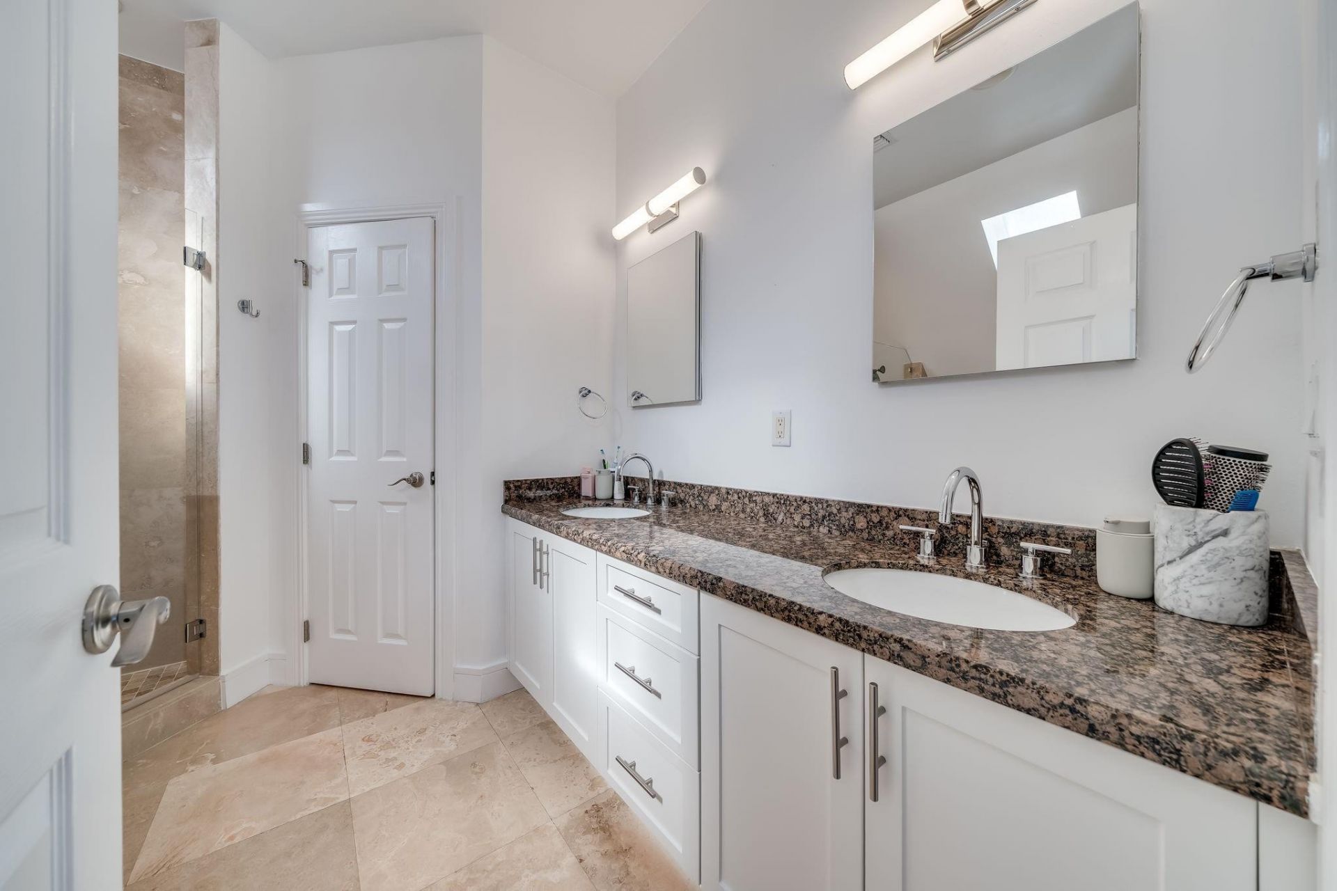 1112 NE 17th Way, Unit 1112, Fort Lauderdale, FL 33304 Photo