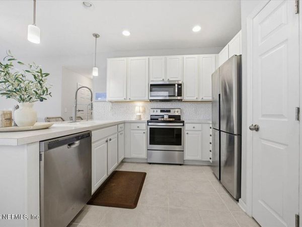 7131 EMSLEY Circle, Jacksonville, FL 32258