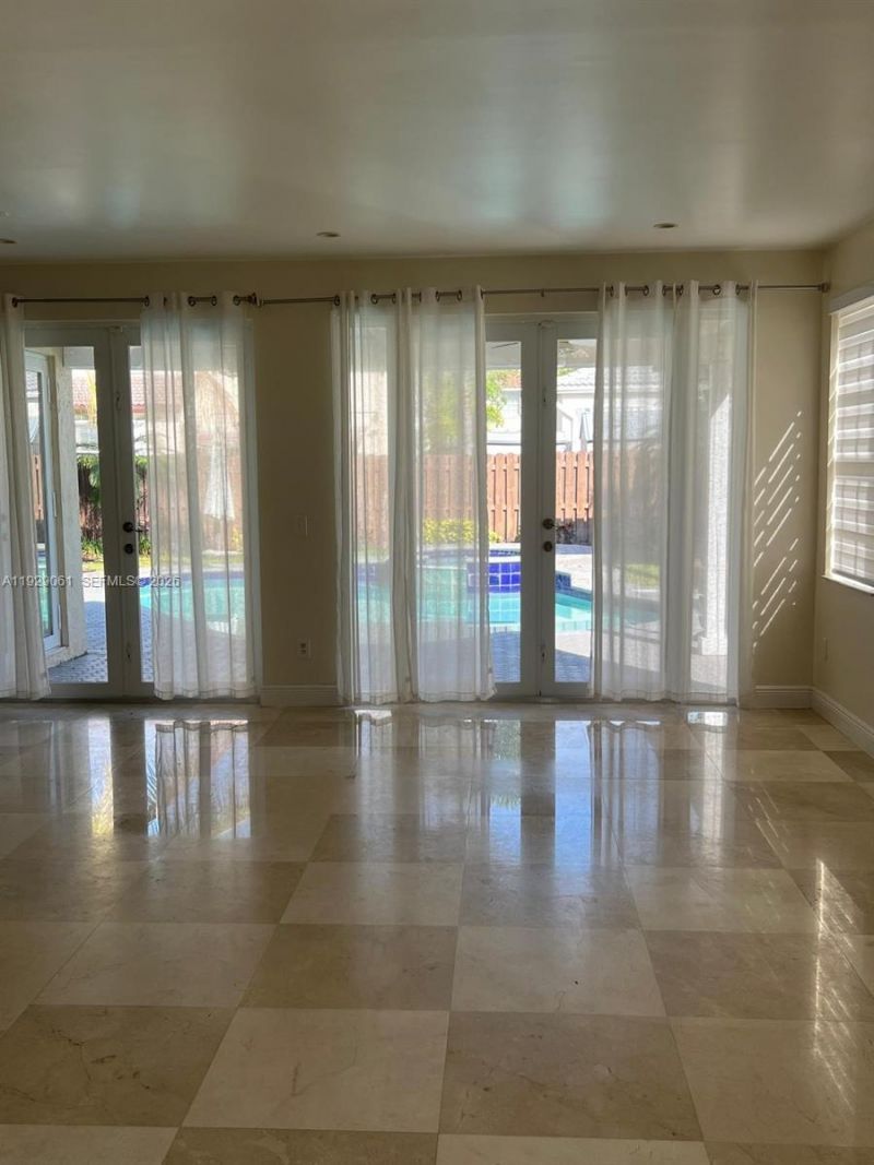 574 NW 159th Ave, Pembroke Pines, FL 33028 Photo