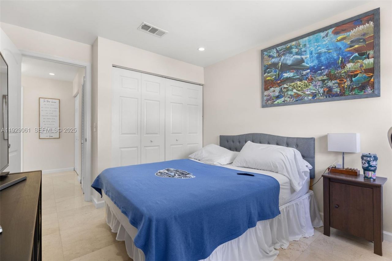 574 NW 159th Ave, Pembroke Pines, FL 33028 Photo