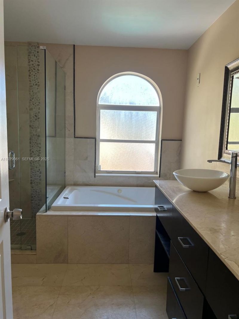 574 NW 159th Ave, Pembroke Pines, FL 33028 Photo