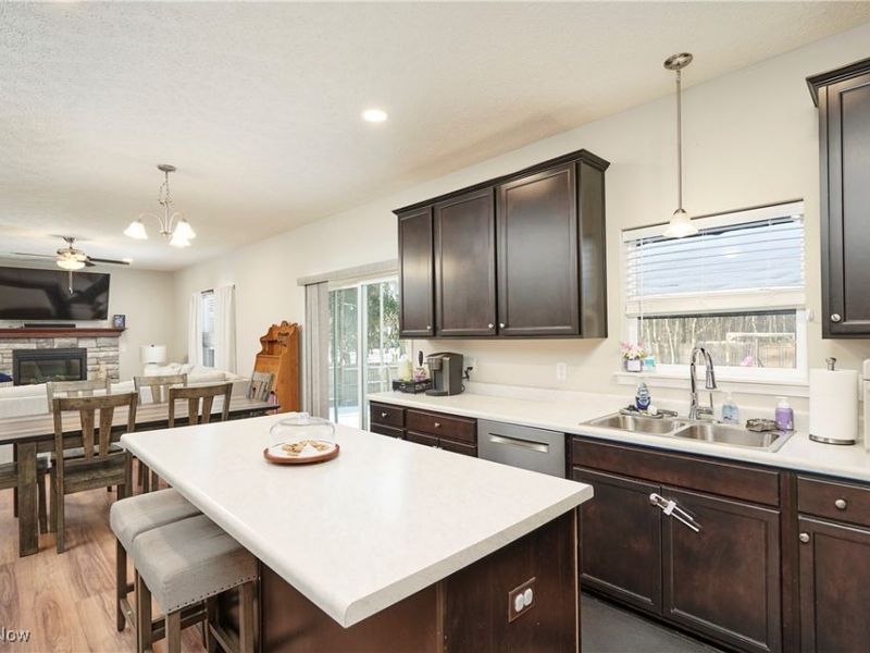 7840 Mccreary Road, Seven Hills, OH 44131 Photo 3