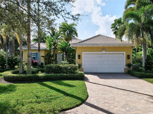 2815 Saint Barts Square, Vero Beach, FL 32967