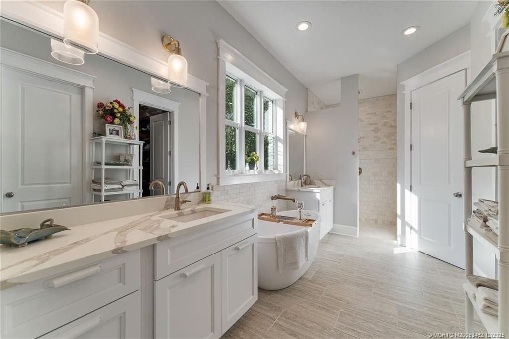 1002 SE Riverside Drive, Stuart, FL 34996 Photo