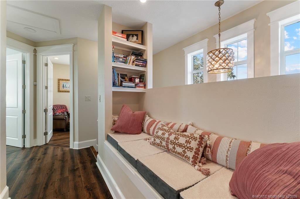 1002 SE Riverside Drive, Stuart, FL 34996 Photo