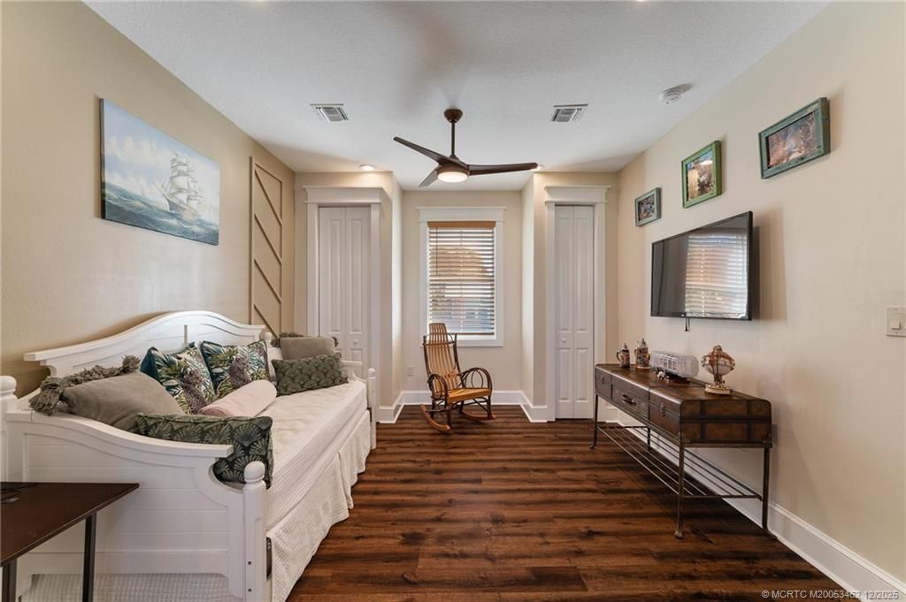 1002 SE Riverside Drive, Stuart, FL 34996 Photo