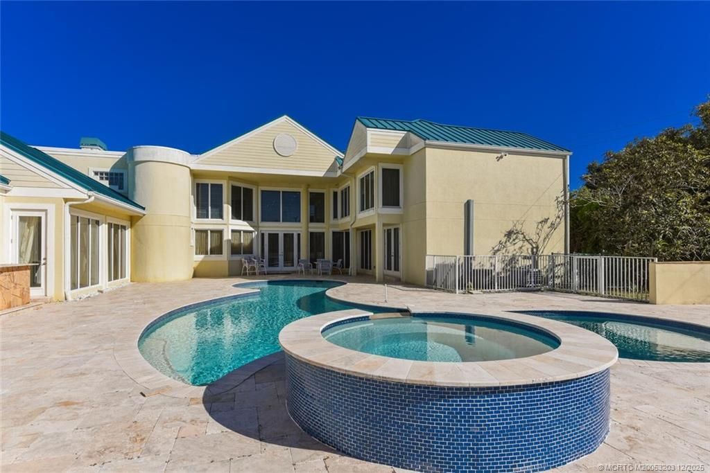 3343 S Indian River Drive, Fort Pierce, FL 34982 Photo