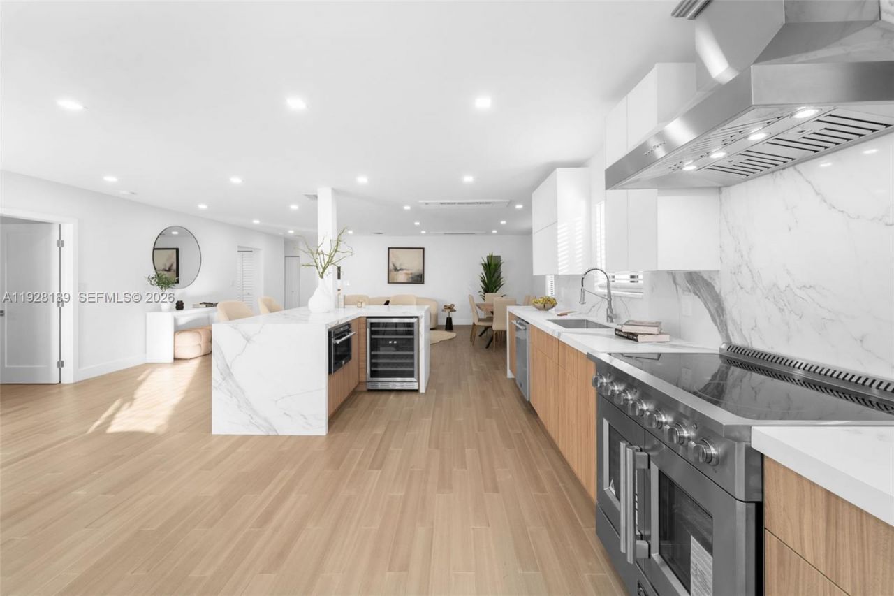 2735 SW 65th Ave, Miami, FL 33155 Photo