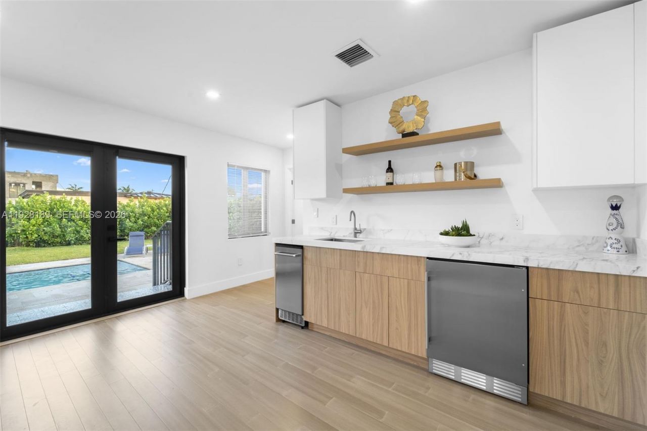 2735 SW 65th Ave, Miami, FL 33155 Photo