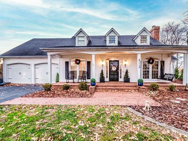 813 Chippendale Drive, Bowling Green, KY 42103