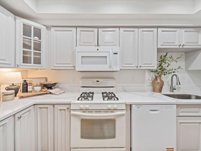 4933 Berry Leaf Place, Hilliard, OH 43026 Photo 9