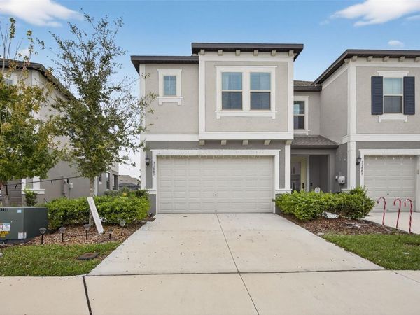 31885 BLUE PASSING LOOP, WESLEY CHAPEL, FL 33545