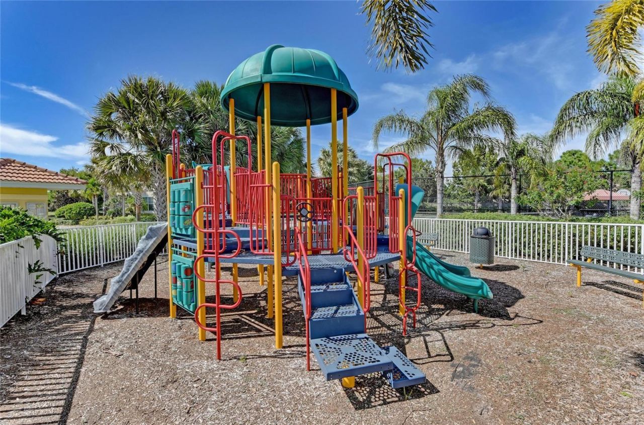 3810 82nd Avenue Circle E, Unit 106, Sarasota, FL 34243 Photo