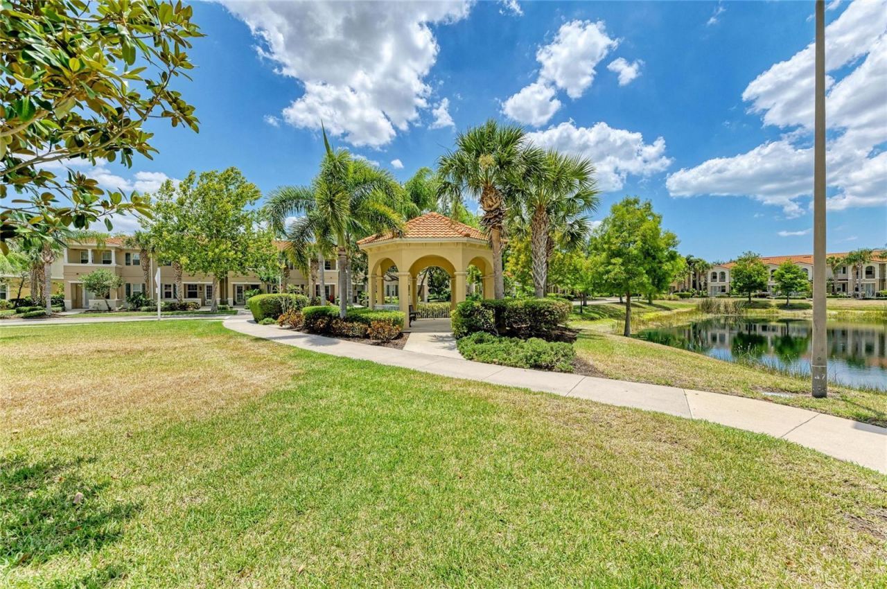 3810 82nd Avenue Circle E, Unit 106, Sarasota, FL 34243 Photo