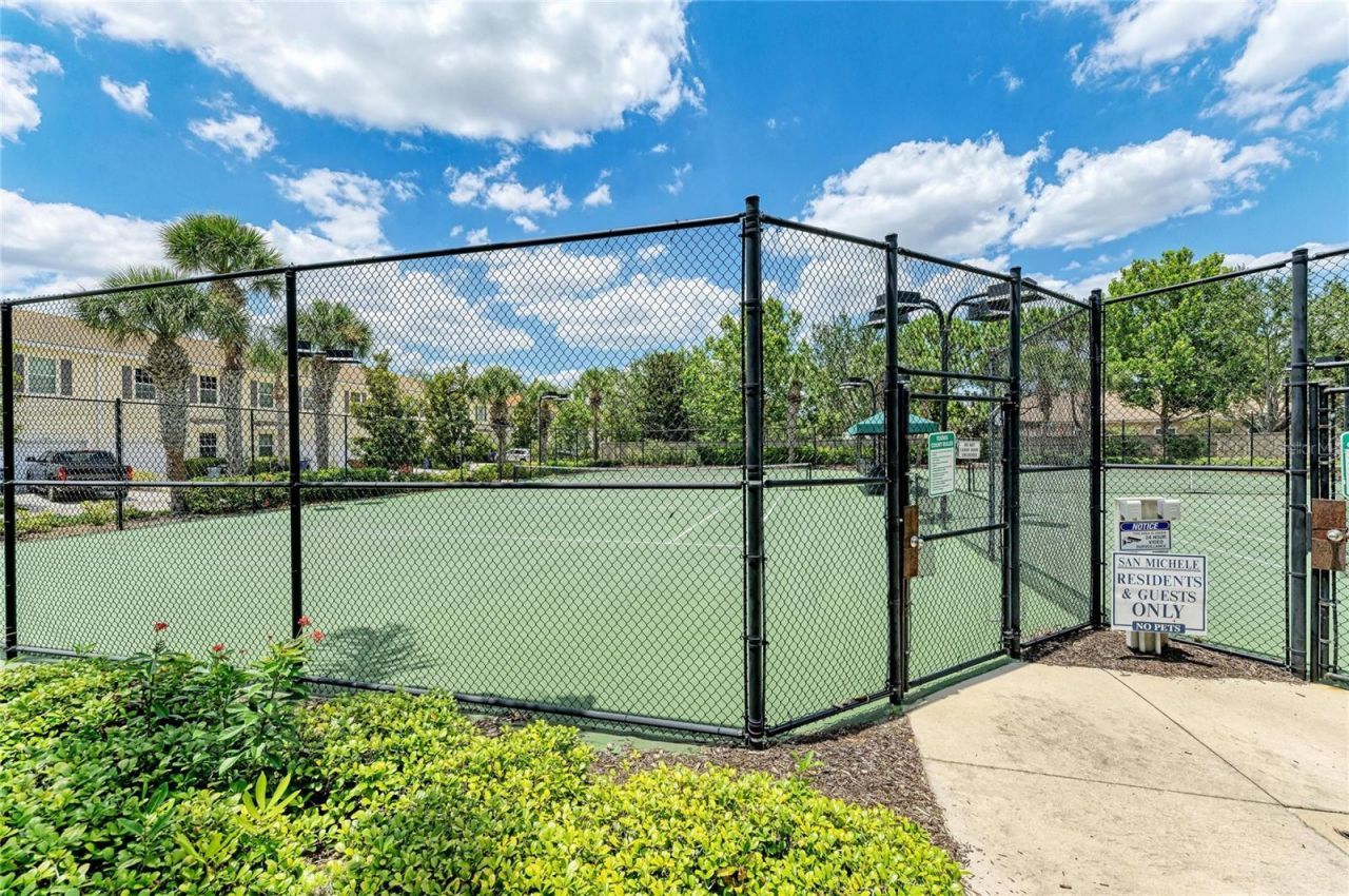 3810 82nd Avenue Circle E, Unit 106, Sarasota, FL 34243 Photo