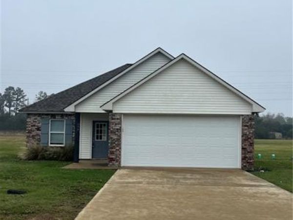 190 GRAND COULEE Drive, Mansura, LA 71350