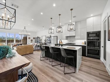 2132 Hondo Avenue, Dallas, TX 75219