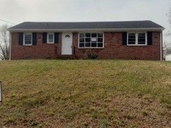 4611 Hickory Road, Petersburg, VA 23803