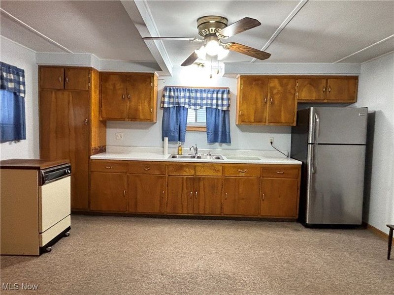 4828 Damon Avenue NW, Warren, OH 44483 Photo 4
