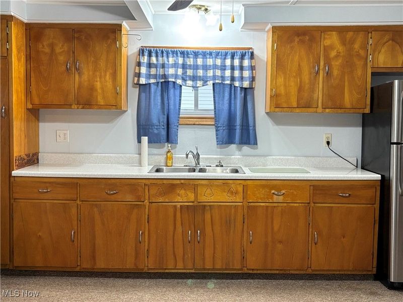 4828 Damon Avenue NW, Warren, OH 44483 Photo 5