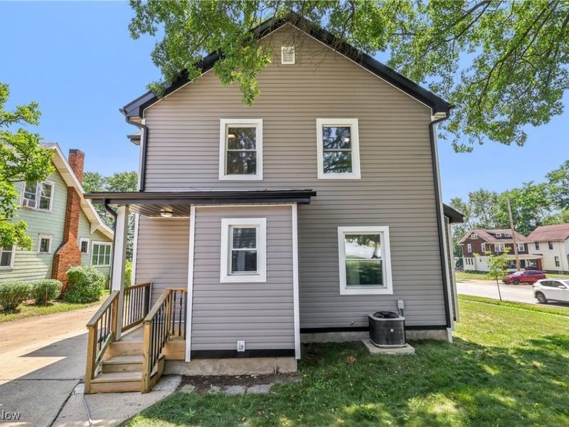 1551 Preston Avenue, Akron, OH 44305 Photo 5