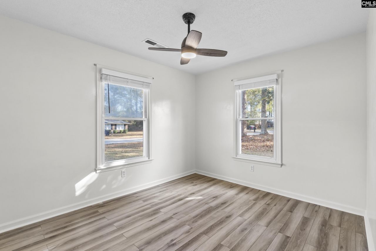 1569 Crowndale Dr Photo 12