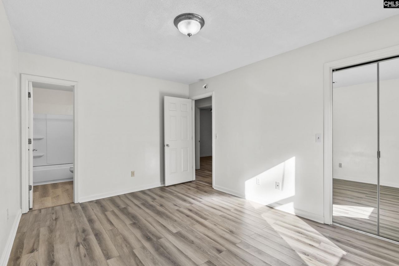 1569 Crowndale Dr Photo 17