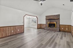 1569 Crowndale Dr photo 4