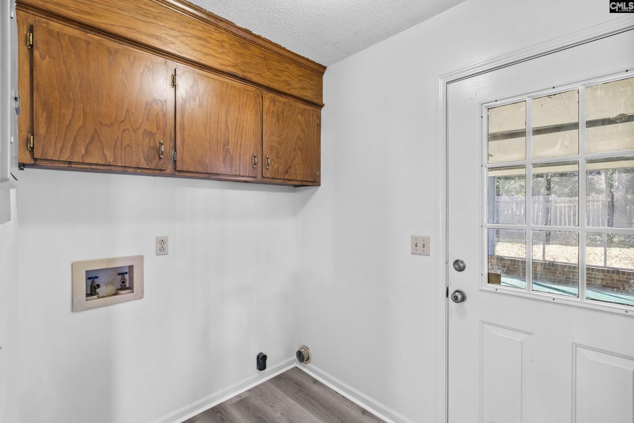 1569 Crowndale Dr Photo 9