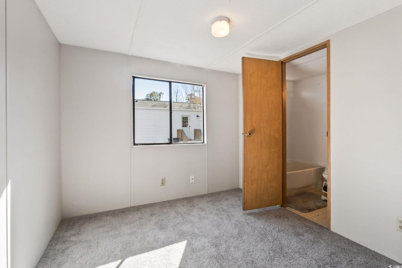 25 Crooked Island Circle Photo 15