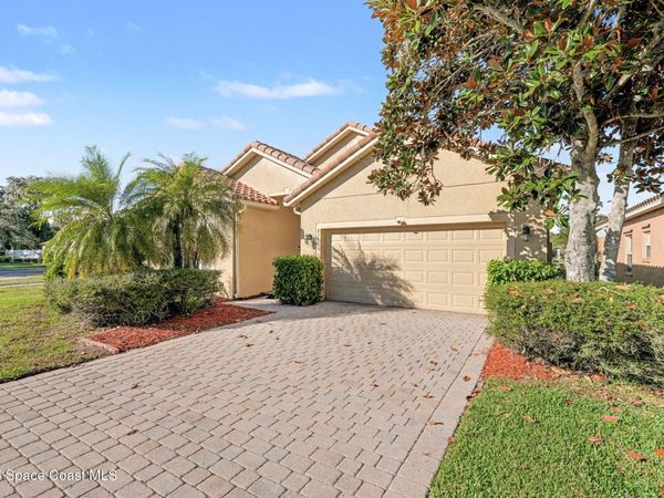 4366 Fitzroy Reef Drive, Mims, FL 32754