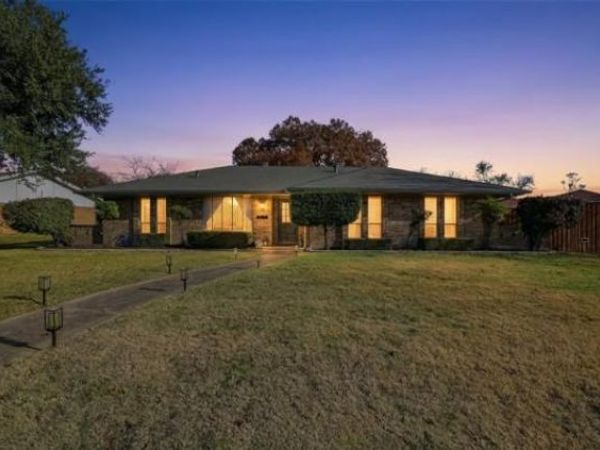 2217 Westlake Drive, Plano, TX 75075