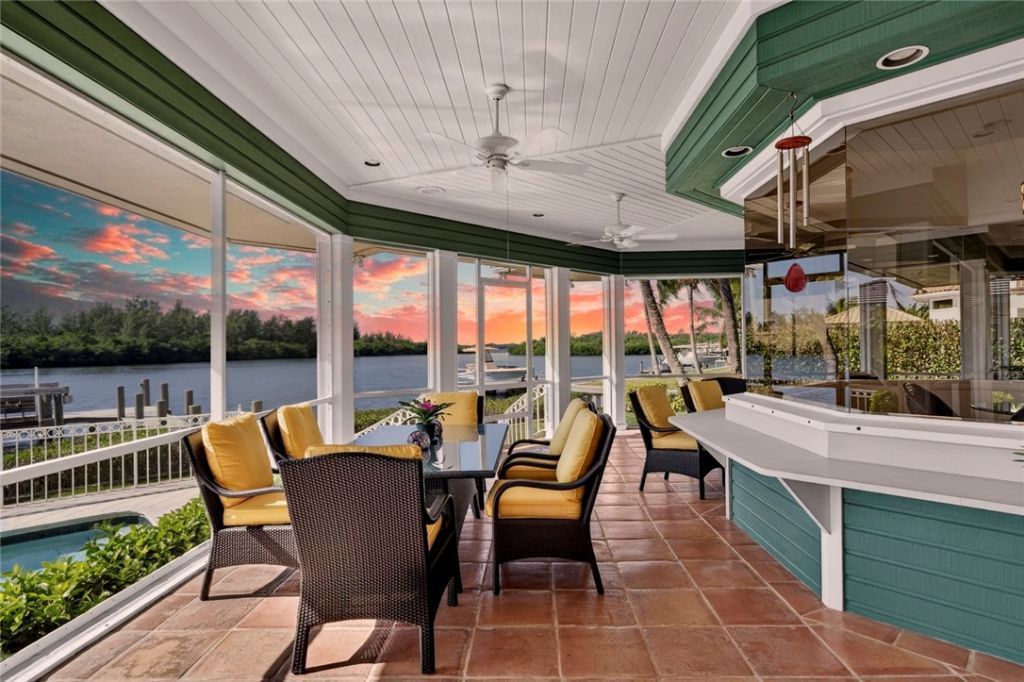 1261 Indian Mound Trail, Vero Beach, FL 32963 Photo