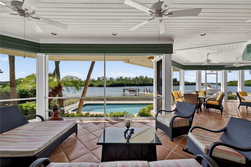 1261 Indian Mound Trail, Vero Beach, FL 32963 Photo