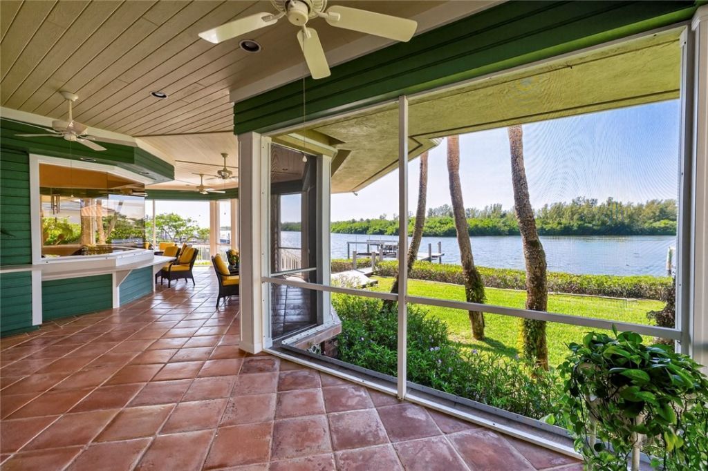 1261 Indian Mound Trail, Vero Beach, FL 32963 Photo