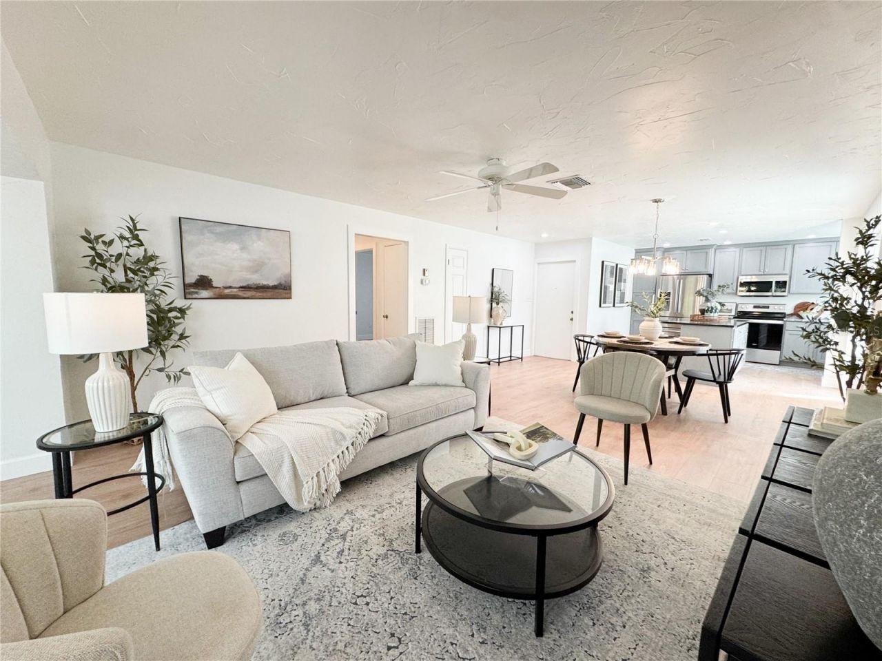 914 W Faith Circle, Bradenton, FL 34212 Photo