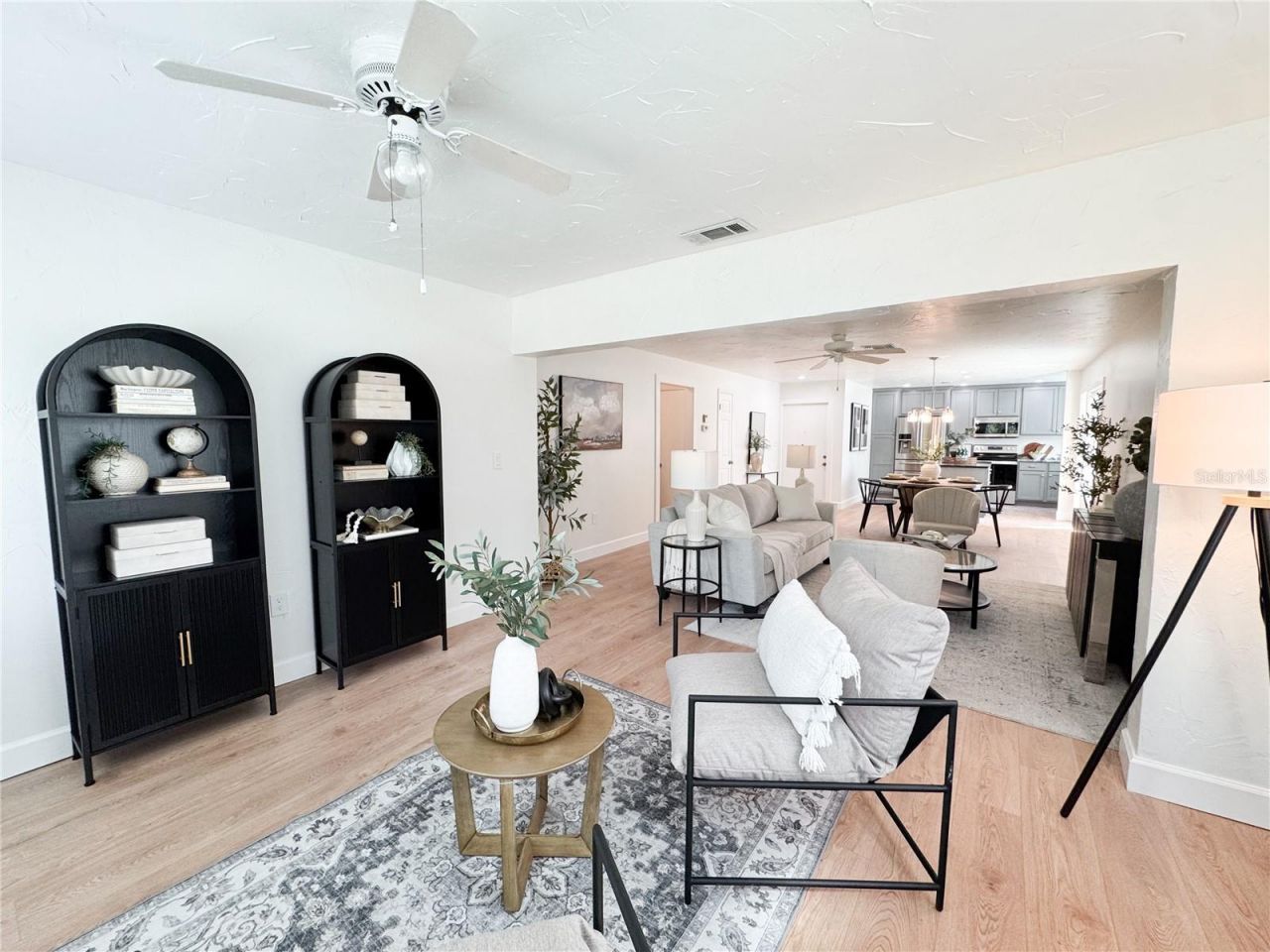 914 W Faith Circle, Bradenton, FL 34212 Photo