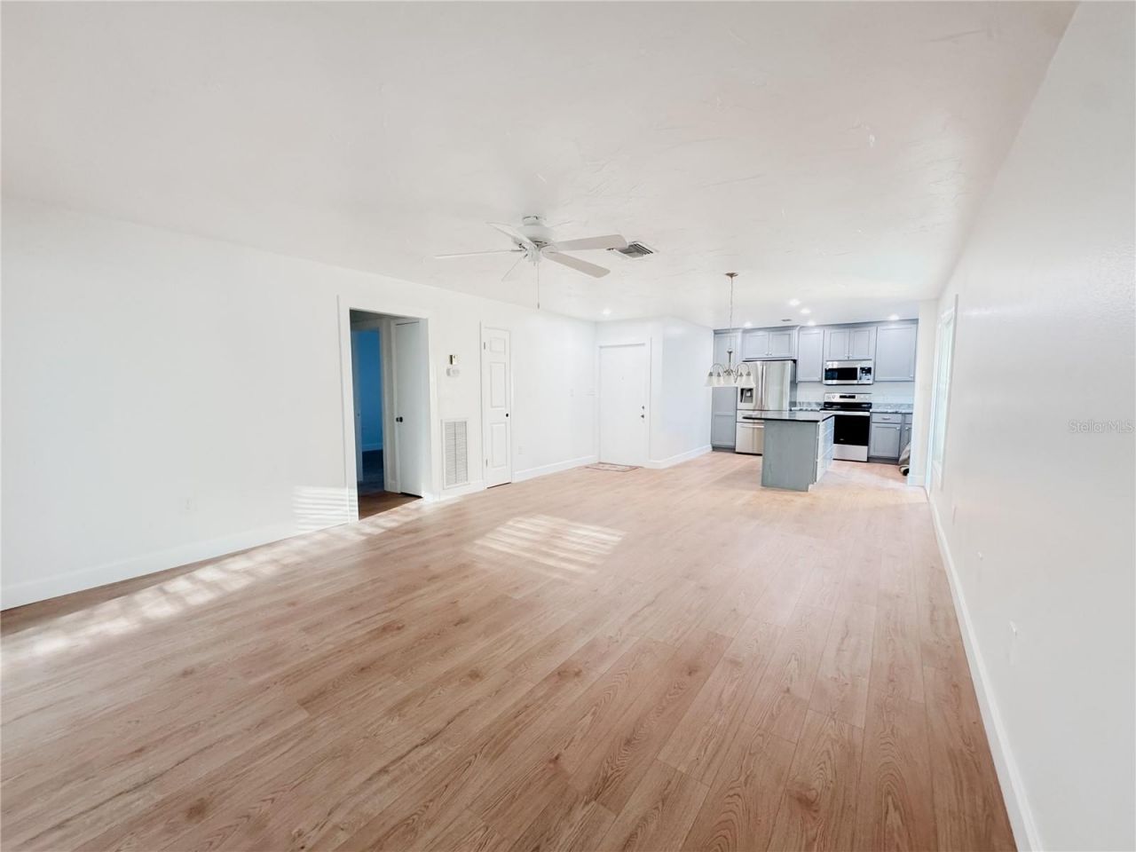 914 W Faith Circle, Bradenton, FL 34212 Photo