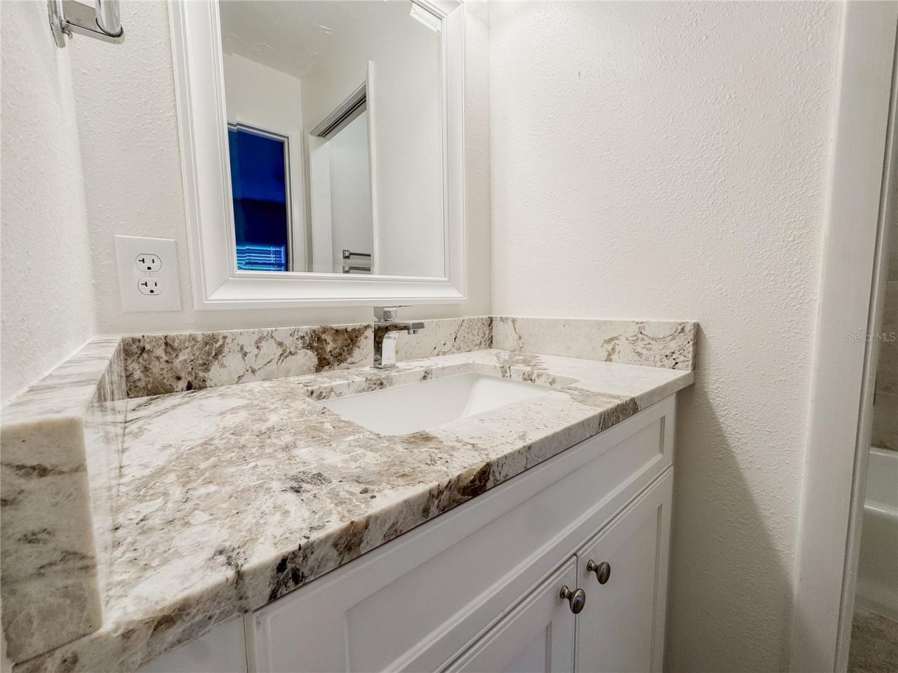 914 W Faith Circle, Bradenton, FL 34212 Photo