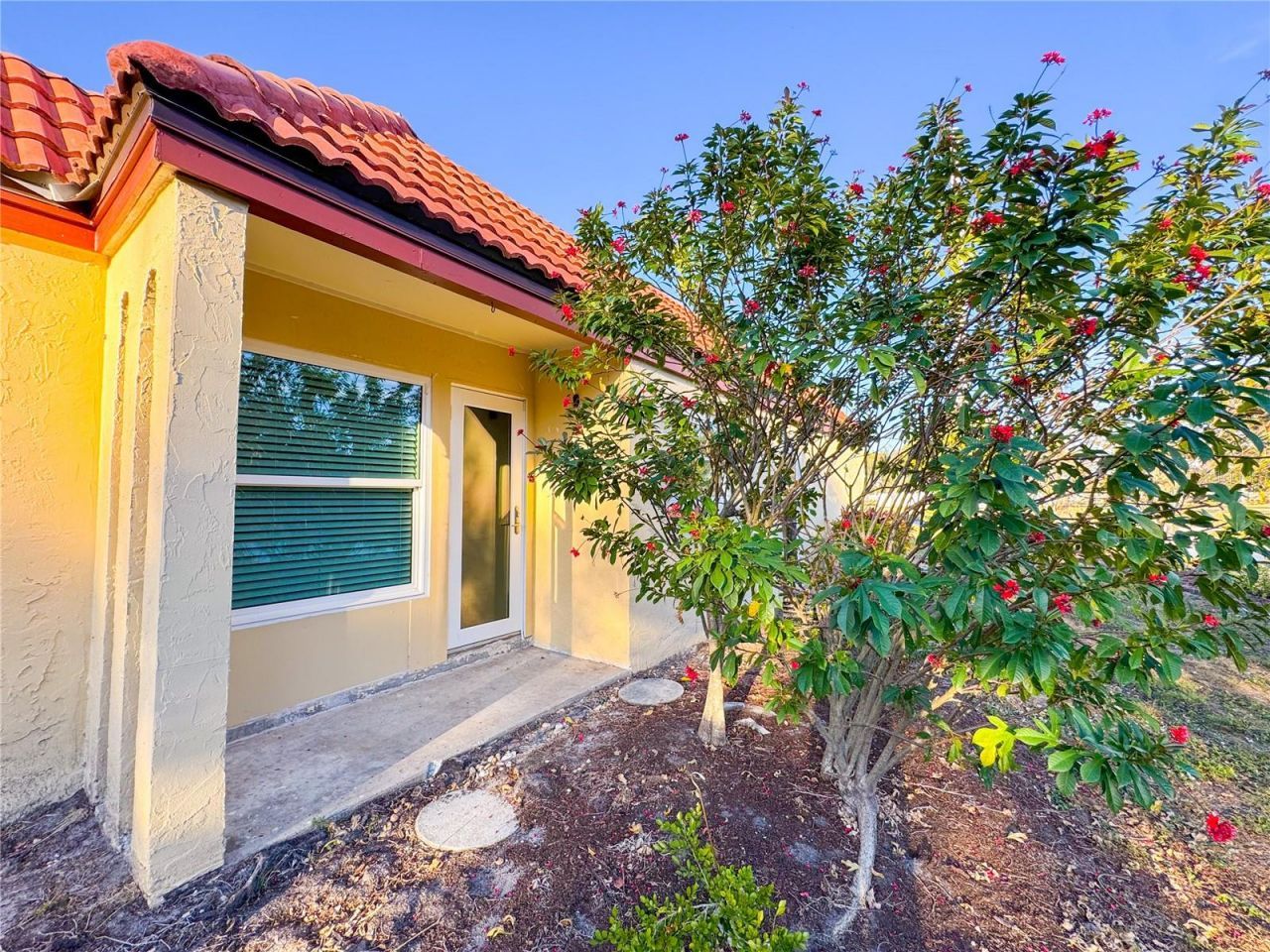 914 W Faith Circle, Bradenton, FL 34212 Photo