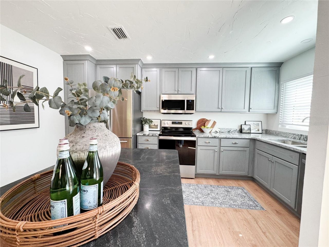 914 W Faith Circle, Bradenton, FL 34212 Photo