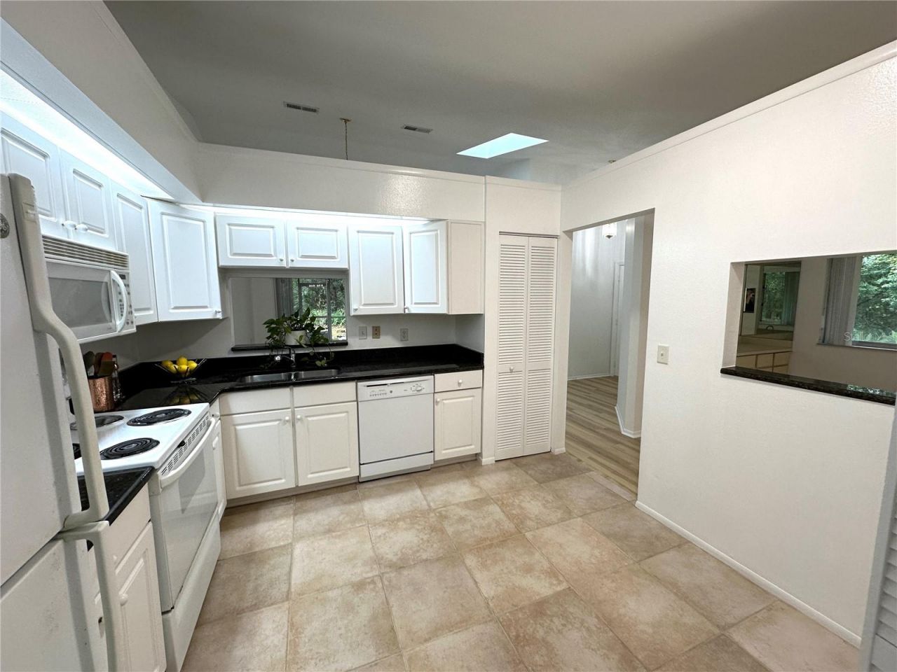 525 Oak Terrace, Unit 121, Altamonte Springs, FL 32701 Photo