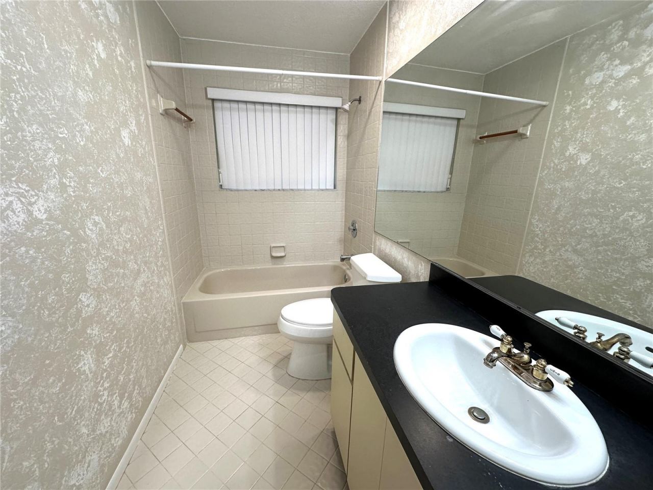 525 Oak Terrace, Unit 121, Altamonte Springs, FL 32701 Photo